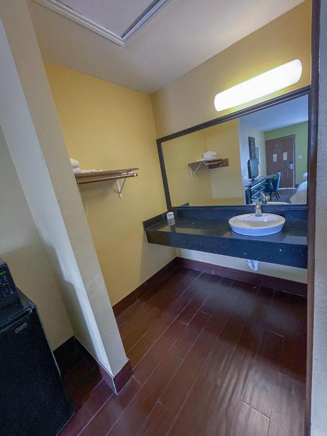 Deluxe Inn & Suites Corpus Christi Exteriér fotografie